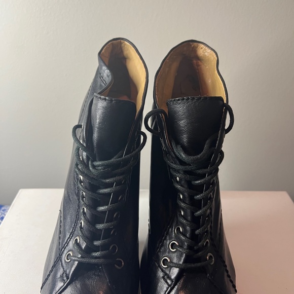 Nine West Black Leather Ankle Boot 10 - Picture 3 of 16